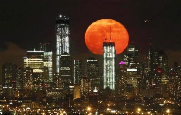 NY-NJ_super_moon.jpg