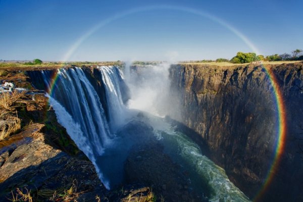 Victoria Falls.jpg