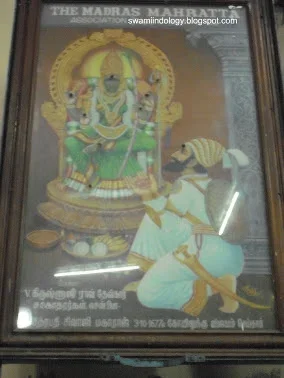 shivaji praying.webp