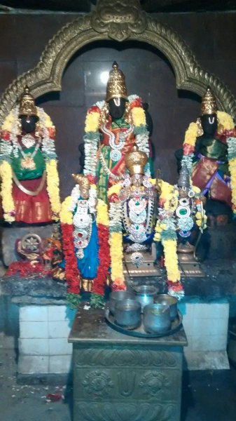 Perumudivakkam Sri Kothandarama Swamy.jpg