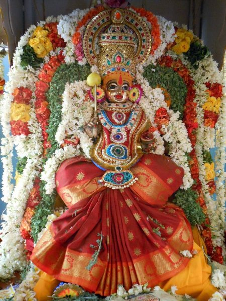Samayapuram Mariamman.jpg