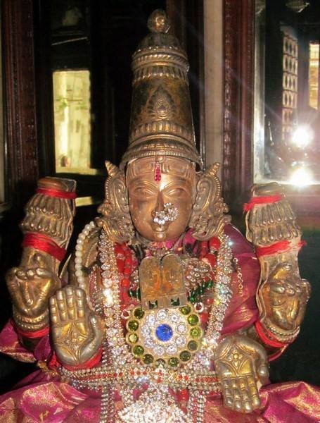 Kanchipuram Sri Pralava Valli Thayar.jpg