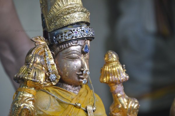 Sri Komalavalli Thayar, Thirumanjana Sevai, Thiruvekka.jpg