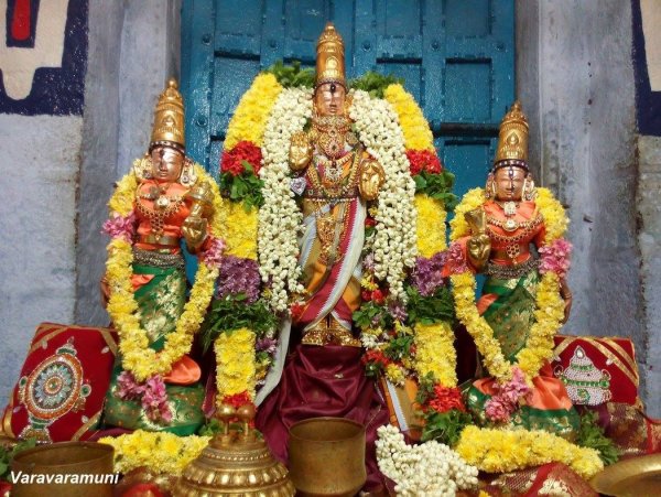 Thirukarthigai Deepam Uthsavam - Thiruvelukkai.jpg