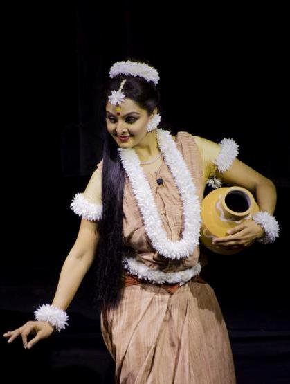 Manju-Warrier-Shakuntala-Performance-dance.jpg